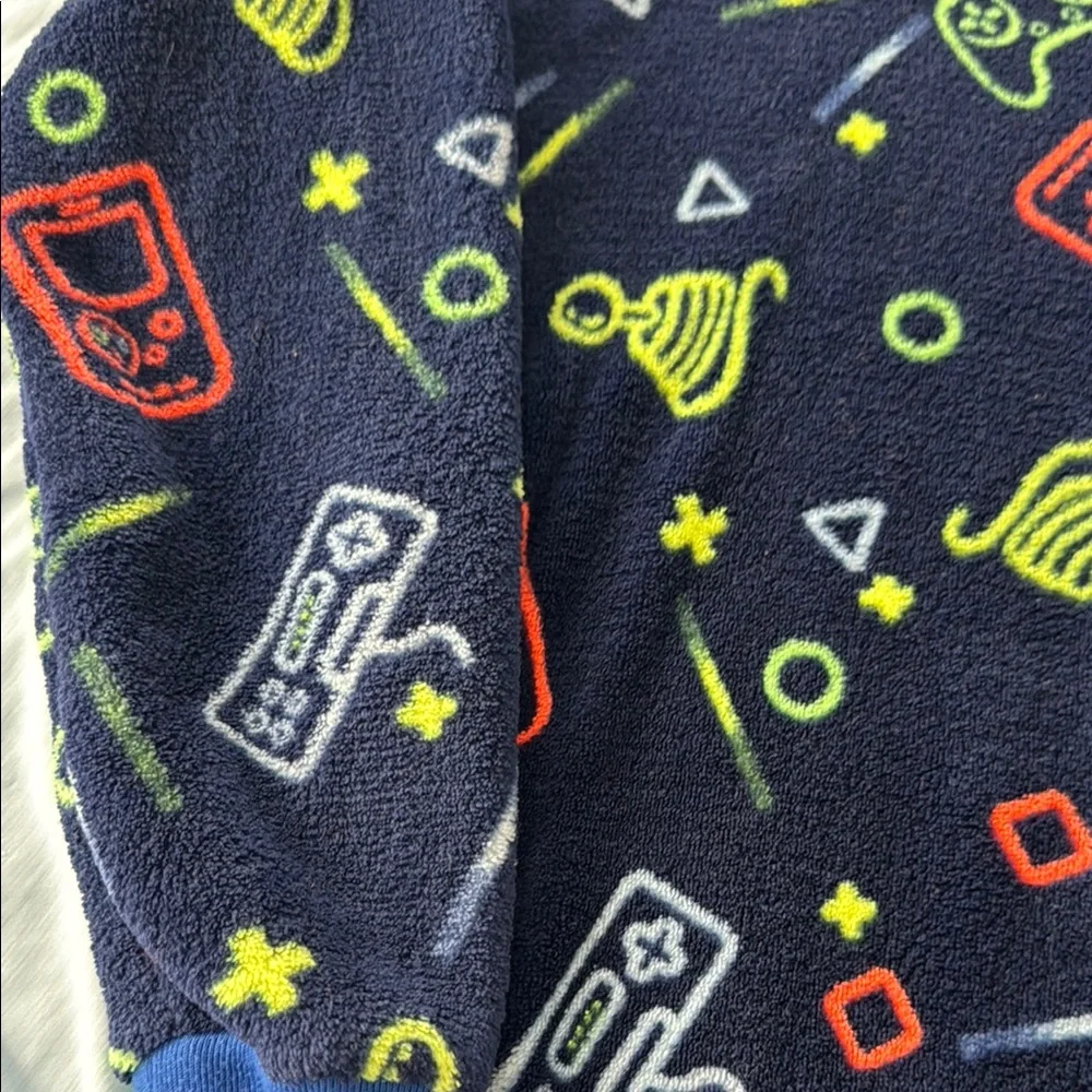 Super warm!!! Kids Navy Blue Gaming Print One Piece fleece pajamas